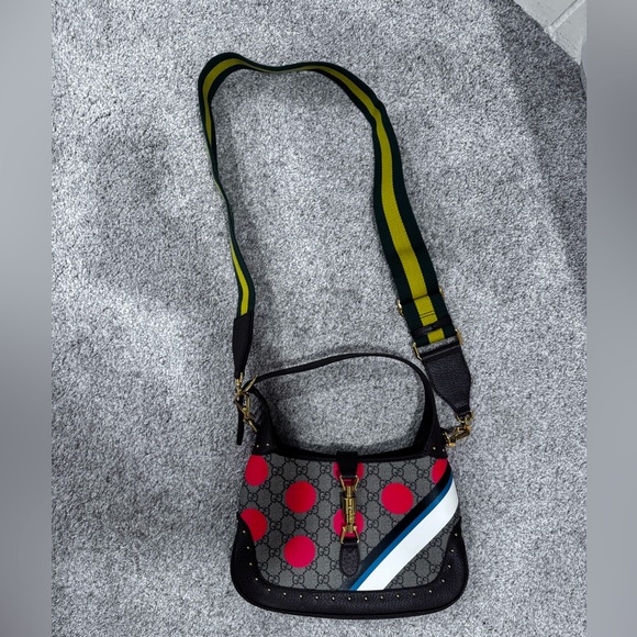 Gucci Geometric GG Supreme Canvas Jackie 1961 Small Studded Shoulder Bag - Picture 7 of 16